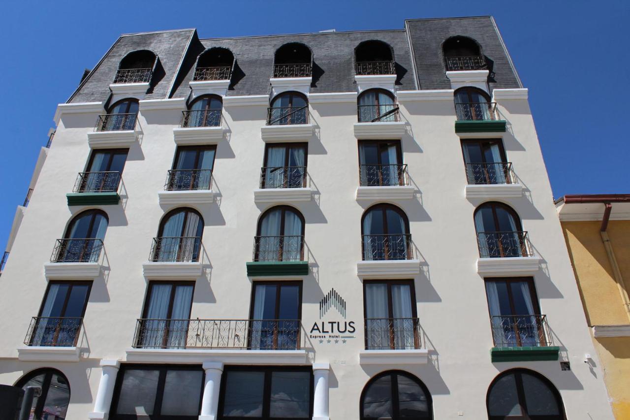 Altus Express Hotel 拉巴斯 外观 照片